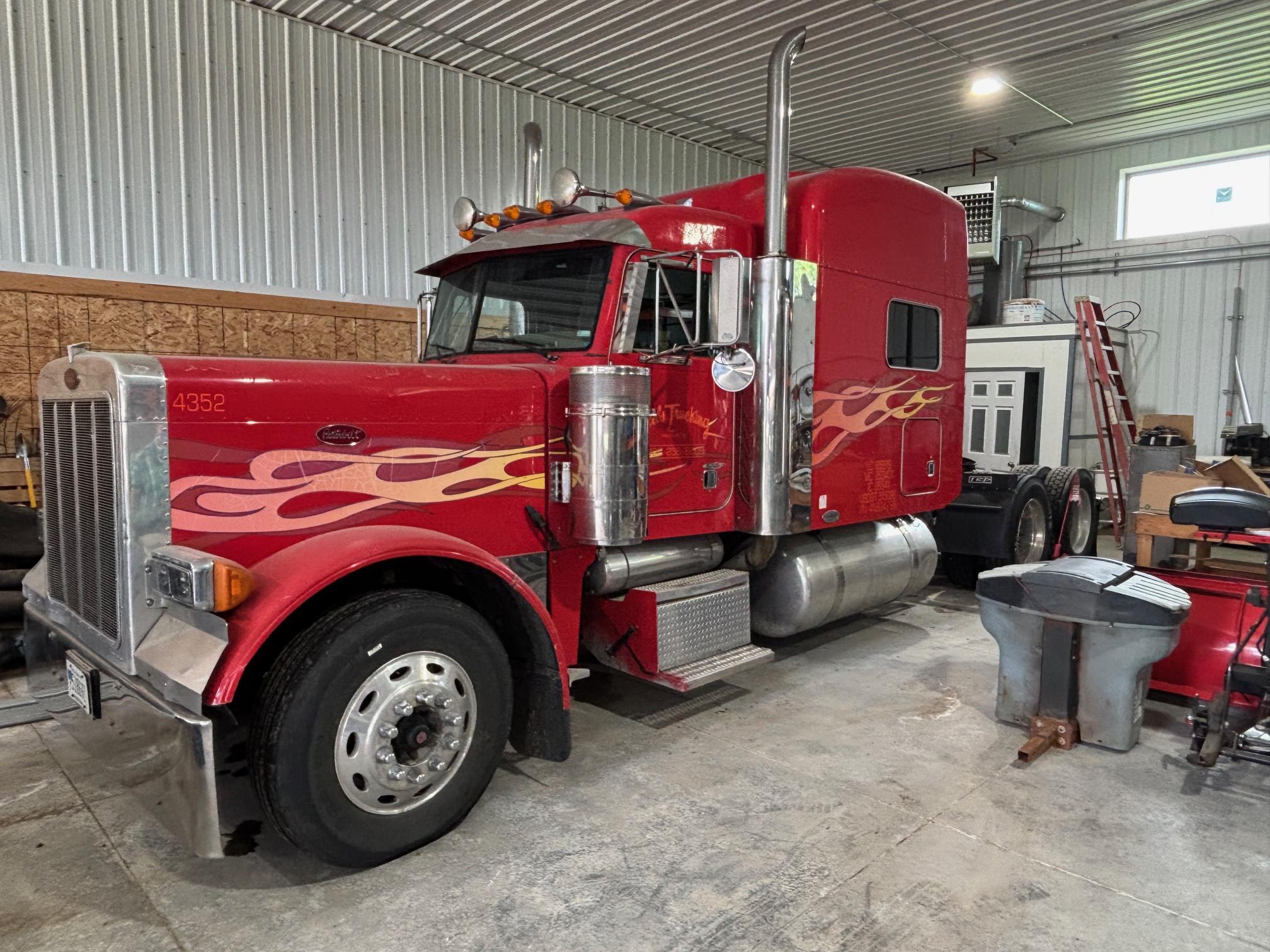 2004 PETERBILT 379 - Image 4